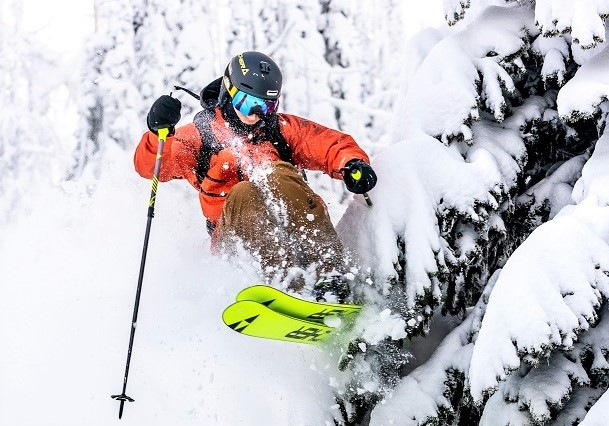How do you choose your favourite ski resort? Alf Alderson had to select 100 of them for his new book Whitewater TraceCookeskiing_RyanFlett lo cropped