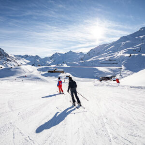 Take Your Skiing to New Heights with Exclusive ESF Masterclasses Skier and Snowboarder