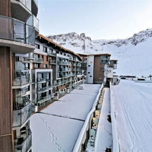 Join the Club in Tignes Skier and Snowboarder