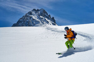 solo skiing